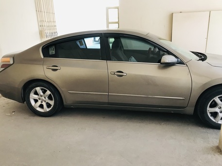 Riffa, Vehicles, Cars & Trucks , BHD 1050,  Nissan Altima,  2008,  Automatic,  190000 KM,
