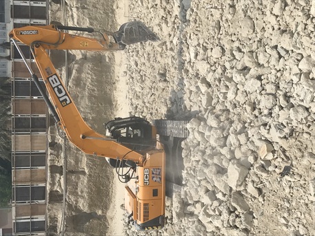 Manama, Construction, Excavator & Dumper Trucks For Hire  حفريات