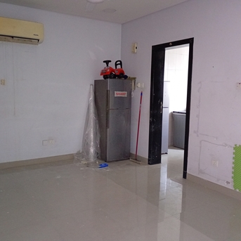 Salmaniya, Apartments/Houses, BHD 200/month,  2 BR,  2 BHK FLAT AVAILABLE IN SALMANIYA, PARKING AVAILABLE