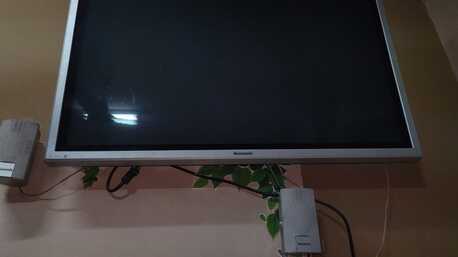 Jeddah, Appliances, SAR 785,  Sofa Set, Bread Toaster, Sandwich Maker, Television