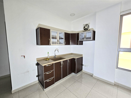 Sanabis, Offices, BHD 250,  85 Sq. Meter,  2BHK Office For Rent In Sanabis Large Hall - Covered Park