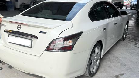 Manama, Vehicles, Cars & Trucks , BHD 2000,  Nissan Maxima,  2012,  Automatic,  200000 KM,    (V6 3.5 L)