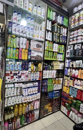 Jeddah, Shops, Running Kharadwad (cosmetics,perfumes) Shop In A Wholesale Market For Sale