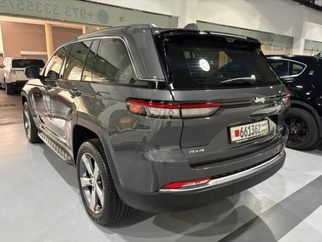 Amwaj Islands, Vehicles, Cars & Trucks , BHD 13995,  Jeep Grand Cherokee Limited,  2022,  Automatic,  22000 KM,    0 Accident 1 Owner  V6 3.6L 22,000 Km Only