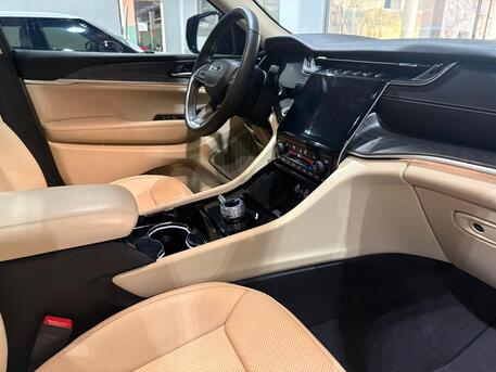 Amwaj Islands, Vehicles, Cars & Trucks , BHD 13995,  Jeep Grand Cherokee Limited,  2022,  Automatic,  22000 KM,    0 Accident 1 Owner  V6 3.6L 22,000 Km Only