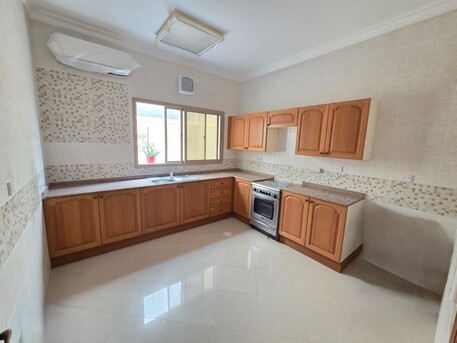 Al Seef, Villas, BHD 450,  120 Sq. Meter,  Compound Villa For Rent In Juffair Area,