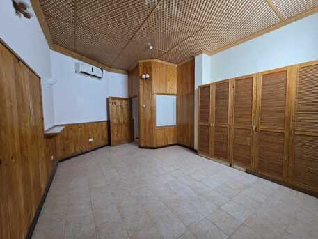 Janabiya, Apartments/Houses, BHD 200/month,  1 BR,  100 Sq. Meter,  Un Limited EWA One Bedroom Flat In Side The Compound