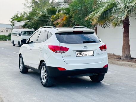 Manama, Vehicles, Cars & Trucks , BHD 2650,  Hyundai Tucson,  2012,  150000 KM,  Panorama Roof - Good Condition