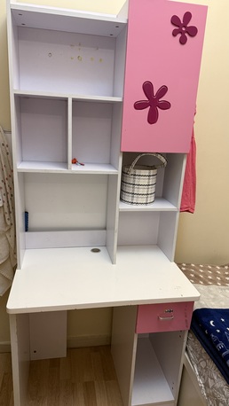Al Malaz, Furniture, SAR 75,  Kids Study Table, Mirror Cupboard, Center Table
