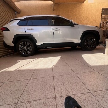 Riyadh, Vehicles, Cars & Trucks , SAR 105000,  Toyota Rav 4 Xle,  2023,  Automatic,  20000 KM,  ,  As New .