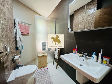 Abdoun, Apartments/Houses, JOD 30000/year,  Furnished,  4 BR,  300 Sq. Meter,  Ground Floor Apartment For Rent In Abdoun