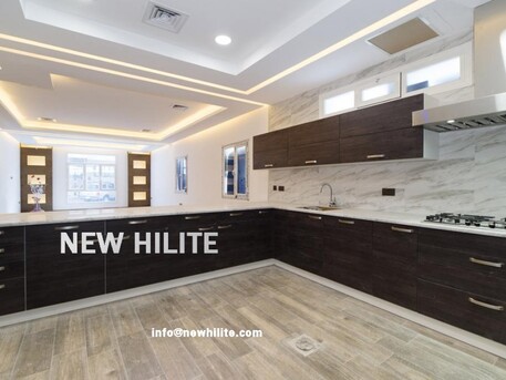 Kuwait City, Apartments/Houses, KWD 900/month,  3 BR,  Three Bedroom Full Floor For Rent In Salwa