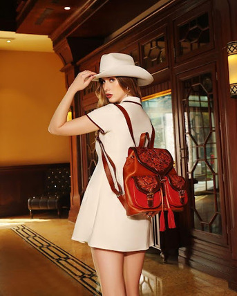 New York, Clothing & Accessories, Why A Leather Backpack Is A Better Option Than Fabric Backpacks