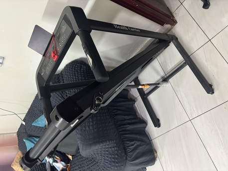Al Malaz, Health & Beauty Items, SAR 599,  Treadmill Automatic Excellent New Condition Bargain Price