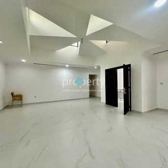 Kuwait City, Apartments/Houses, KWD 2700/month,  6 BR,  Renovated Seven Bedroom Villa For Rent In Jabriya