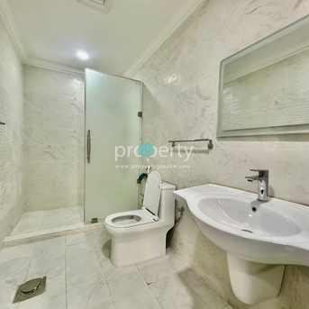 Kuwait City, Apartments/Houses, KWD 2700/month,  6 BR,  Renovated Seven Bedroom Villa For Rent In Jabriya