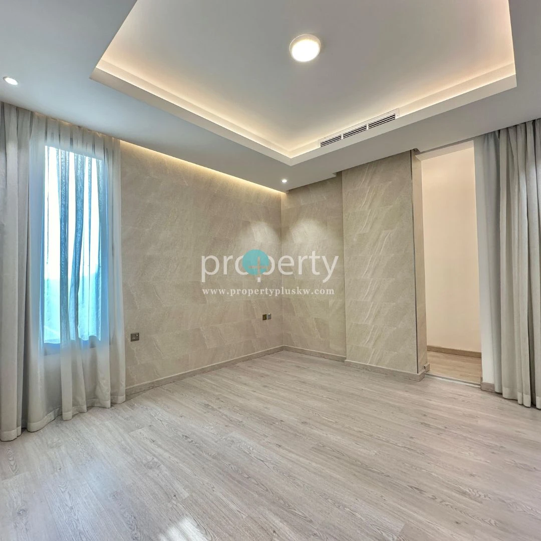 Kuwait City, Apartments/Houses, KWD 1600/month,  6 BR,  Spacious Floor With Downtown View For Rent In Mansouriya
