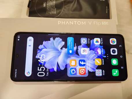 Al Sulaymaniyyah, Mobile Phones, SAR 800,  Tecno Phantom V Flip 5G Mystic Dawn