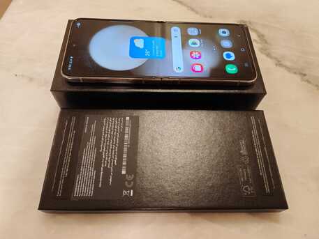 Al Sulaymaniyyah, Mobile Phones, SAR 1500,  Samsung Z Flip5 (256GB) Cream Color