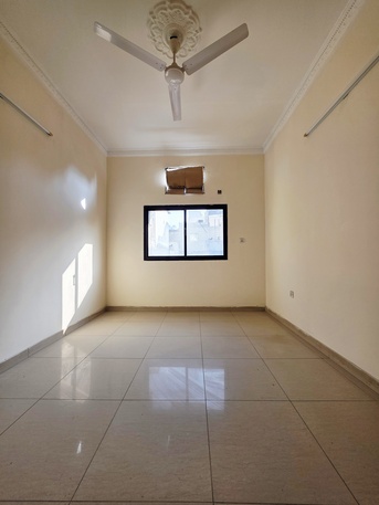 Gudaibiya, Apartments/Houses, BHD 150/month,  2 BR,  -Neet & Clean UN Furnished 2 BHK Family Flat Without Ewa @150/BD In Gudaibiya