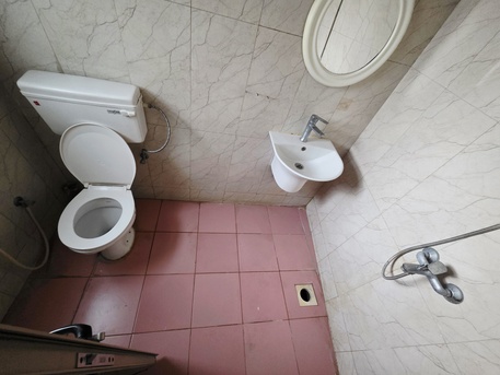 Gudaibiya, Apartments/Houses, BHD 150/month,  Studio,  -Semi Furnished Spacious Studio Flat With Unlimited Ewa @150/BD In Gudaibiya