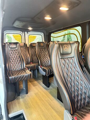 Cairo, Automotive, إيجار فان مرسيدس سبرنتر بالسائق.. استمتع بخ