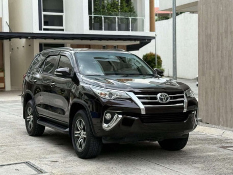 Cairo, Automotive, إيجار فورتشنر الحديثة بالسائق.. توازن مثال