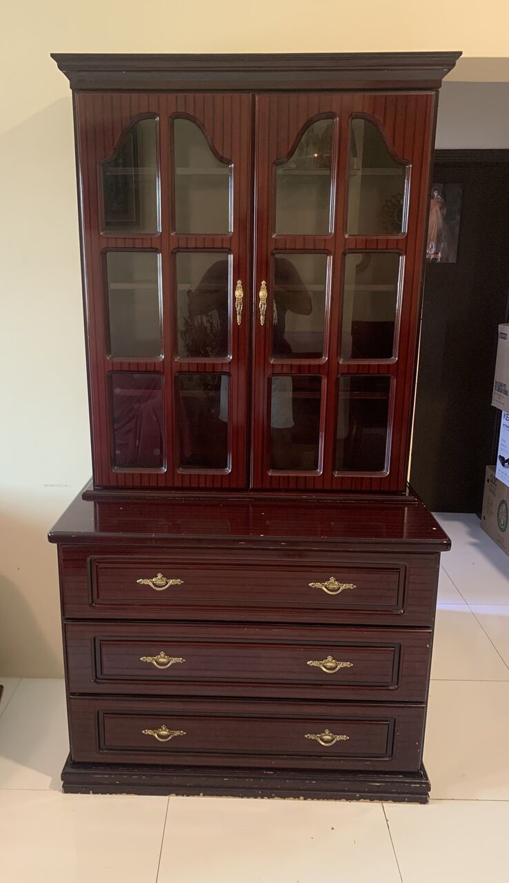 Budaiya, Appliances, BHD 25,  Wooden Cupboard For Sale