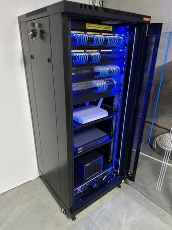 Jeddah, Jobs, Looking For The IT, Networking And Low Current Projects.