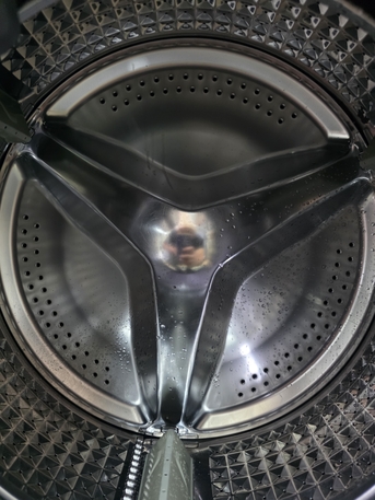 Al Malaz, Appliances, SAR 550,  Samsung 5KG Fully Automatic Washing Machine &ndash; Same As New  Condition