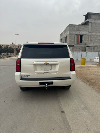 Riyadh, Vehicles, Cars & Trucks , SAR 80000,  Chevrolet Tahoe,  2015,  Automatic,  300 KM,    LT 4WD