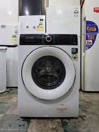 Al Malaz, Appliances, SAR 950,  Daewoo 10KG Fully Automatic Washing Machine &ndash; Same As New
