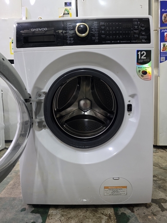 Al Malaz, Appliances, SAR 950,  Daewoo 10KG Fully Automatic Washing Machine &ndash; Same As New