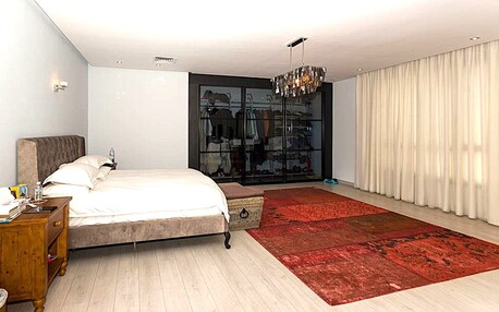 Kuwait City, Apartments/Houses, KWD 1500/month,  3 BR,  Salam &ndash; Immaculate, Three Bedrooms Unfurnished Duplex