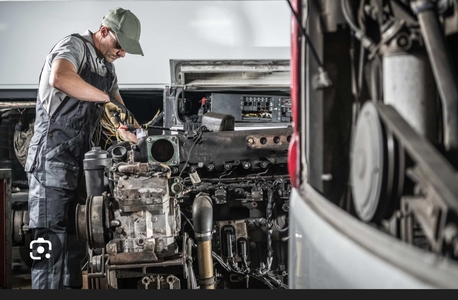 Khobar, Jobs, Hiring Diesel Mechanic With Basic Welding Skills