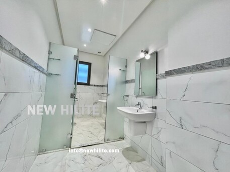 Kuwait City, Apartments/Houses, KWD 1000/month,  3 BR,  Three Bedroom Floor In Siddeeq