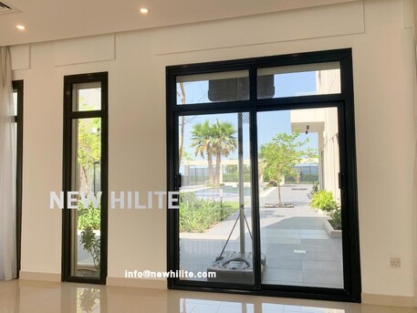 Kuwait City, Villas, KWD 2000,  Semi Furnished Beach Villa For Rent In Fintas