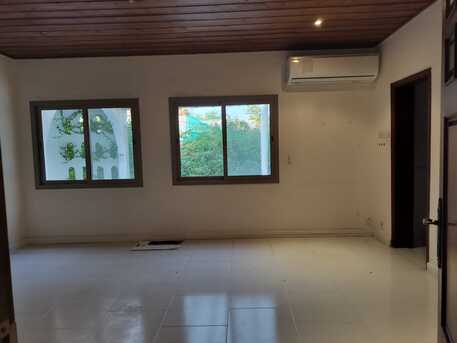 Barbar, Villas, BHD 650,  Semi Furnished 3 Bhk Compound Garden Villa Exclusive In The Barbar