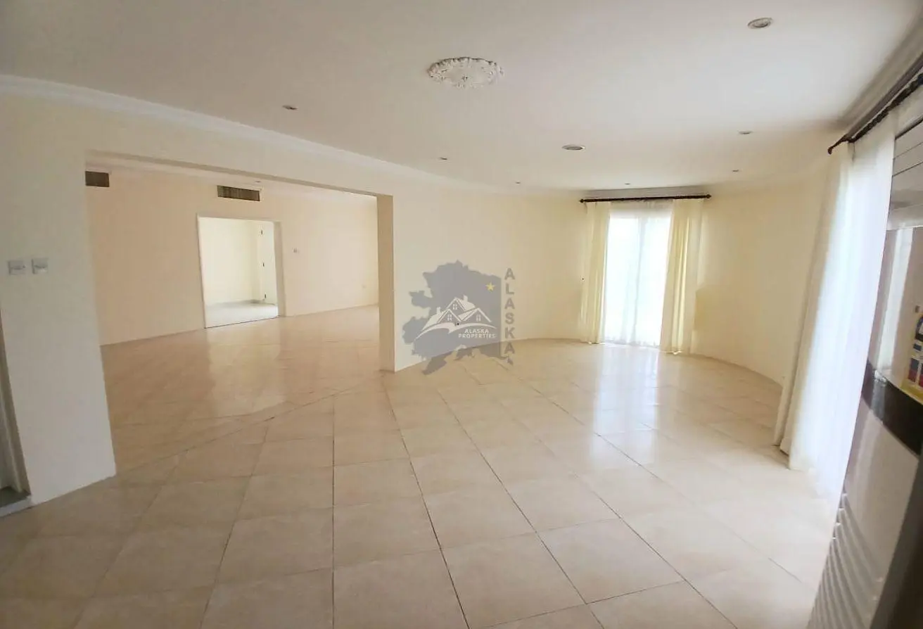 Barbar, Villas, BHD 850,  Semi Furnished Compound Garden 5 Bhk Villa Exclusive In The Barbar