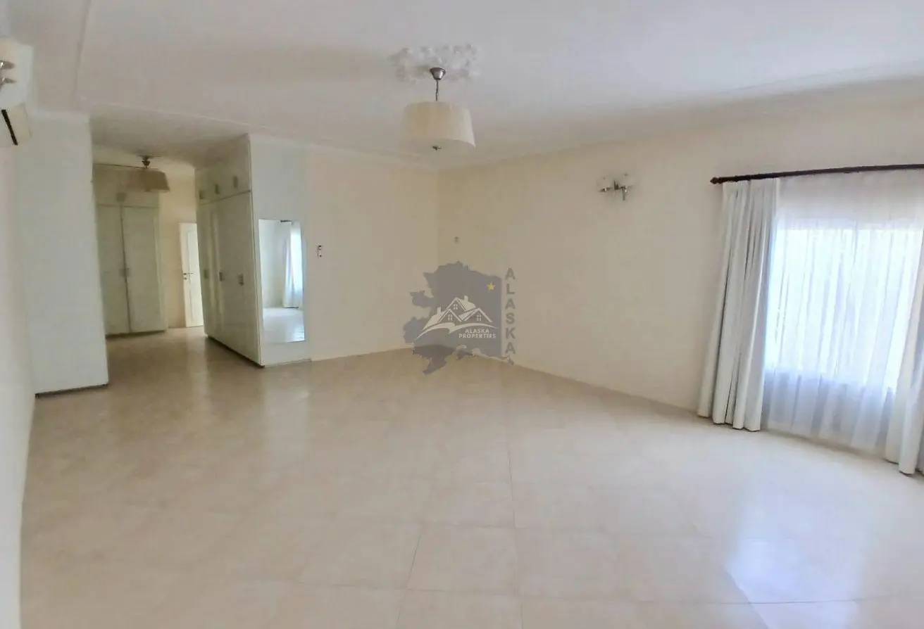 Barbar, Villas, BHD 850,  Semi Furnished Compound Garden 5 Bhk Villa Exclusive In The Barbar