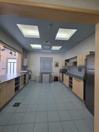 Kuwait City, Apartments/Houses, KWD 900/month,  Furnished,  3 BR,  In Salwa: VIP Furnished Apartment With Skylight And Equipped Kitchen With Dishwasher