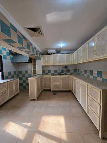 Kuwait City, Apartments/Houses, KWD 800/month,  4 BR,  For Rent In Rumaithiya: Entire Floor (Jumbo Sizes) - 4 Master Bedrooms