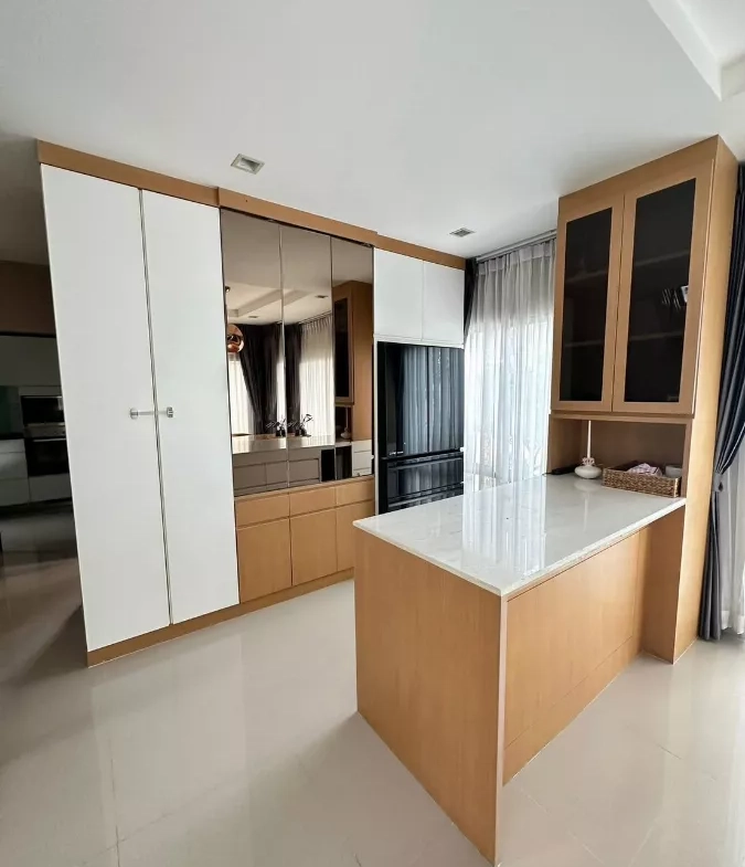 Bangkok, Apartments/Houses, THB 36000/month,  3 BR,  177 Sq. Meter,  For Rent Bangkok House Life Bangkok Boulevard Wongwaen-Rama 9 Saphan Sung