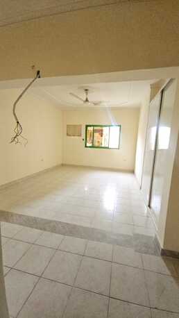 Mahooz, Apartments/Houses, BHD 200/month,  1 BR,  1 Bedroom Unfurnished Flat For Rent With Ewa