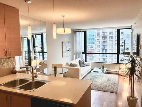 Vancouver, Apartments/Houses, CAD 1500/month,  Furnished,  1 BR,  650 Sq. Meter,  Private Self-contained Suite