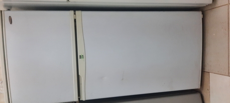 Riyadh, Appliances, SAR 1,  I Want Sale Sahrawi Air Cooler &Samsung Fridge Nofrost Good Condition 2 Sewing Machines