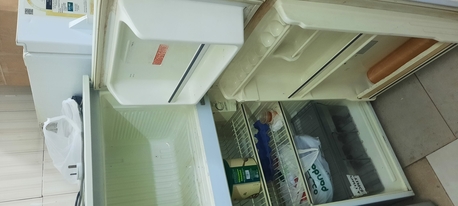 Riyadh, Appliances, SAR 1,  I Want Sale Sahrawi Air Cooler &Samsung Fridge Nofrost Good Condition 2 Sewing Machines