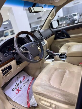 Manama, Vehicles, Cars & Trucks , BHD 15600,  Toyota Land Cruiser GX-R,  2017,  Automatic,  266400 KM,    (Blue)