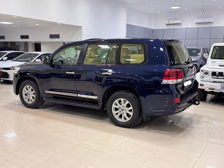 Manama, Vehicles, Cars & Trucks , BHD 15600,  Toyota Land Cruiser GX-R,  2017,  Automatic,  266400 KM,    (Blue)