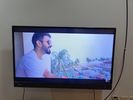 Riyadh, Electronics, SAR 350,  Toshiba HD Smart LED TV 43 Inch Model 43L57 HD (1080p)